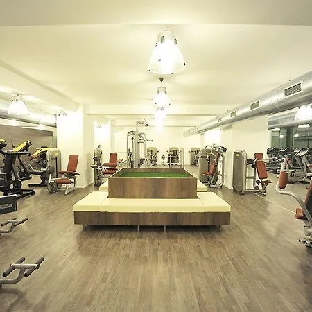 The - Serviced Apartmanhotel