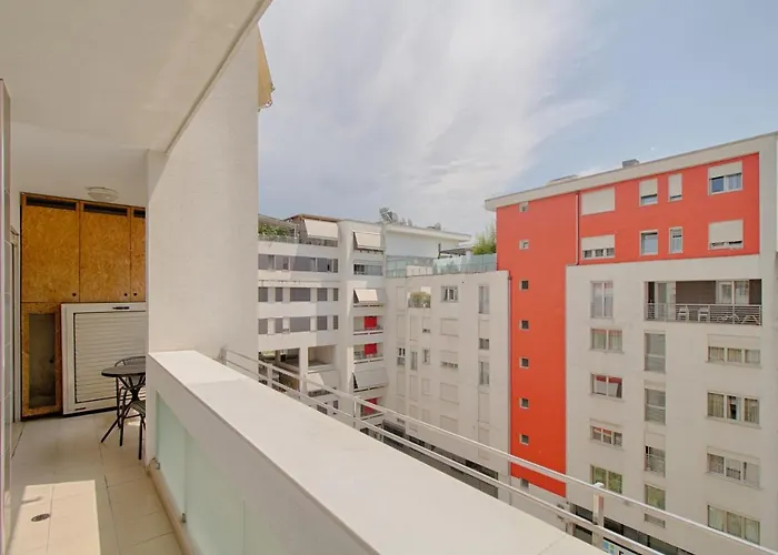 The - Serviced Apartahotel Tirana