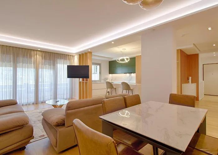 The - Serviced Apartahotel