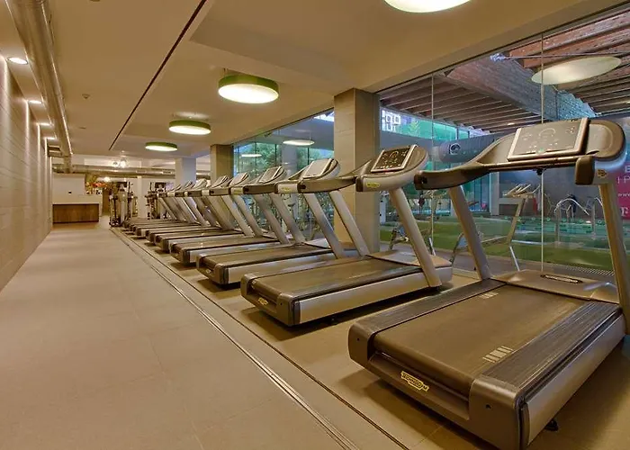 The - Serviced Apartahotel