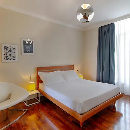 The Serviced 4*